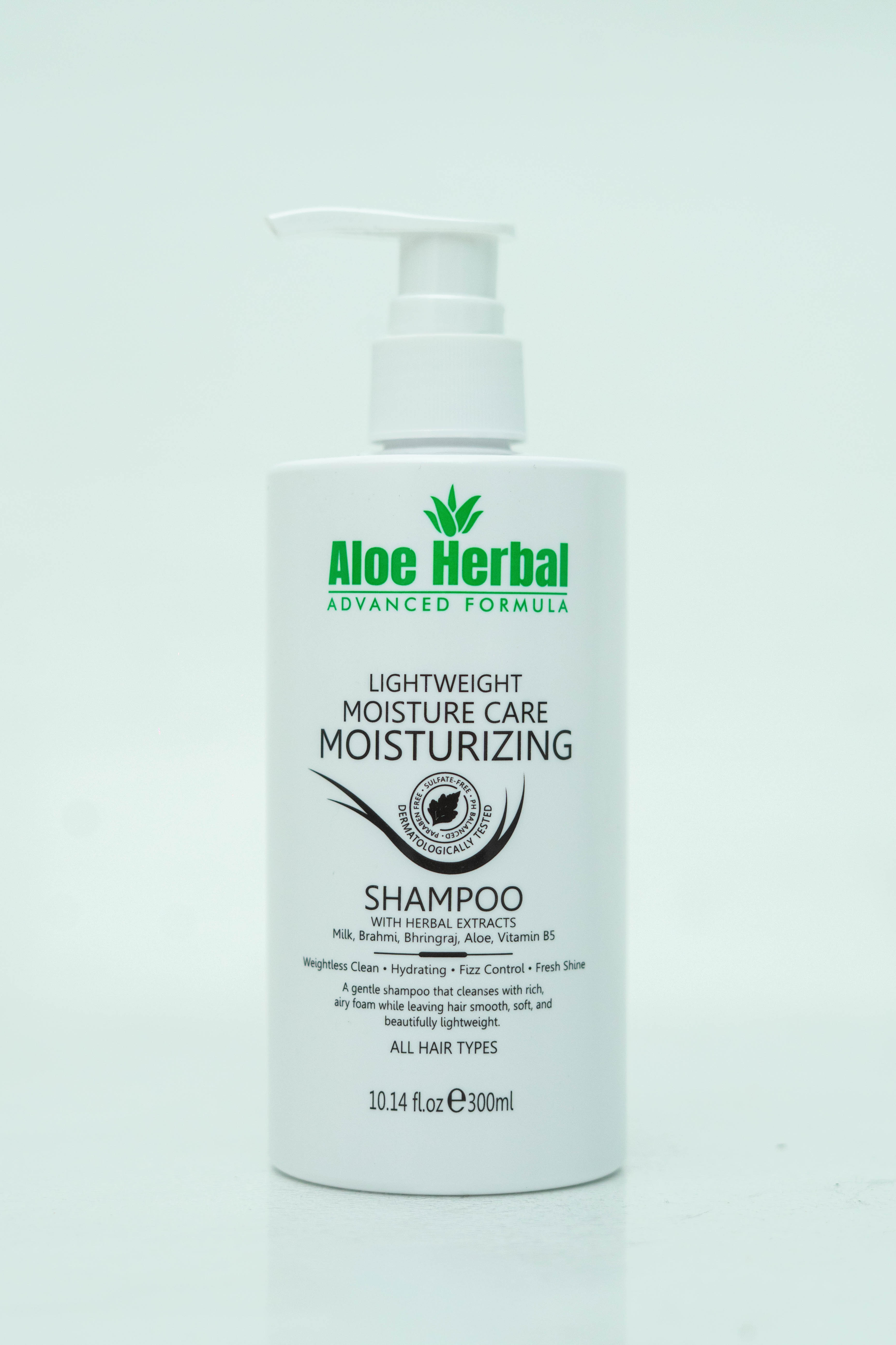 Lightweight Moisture Care Moisturizing Shampoo